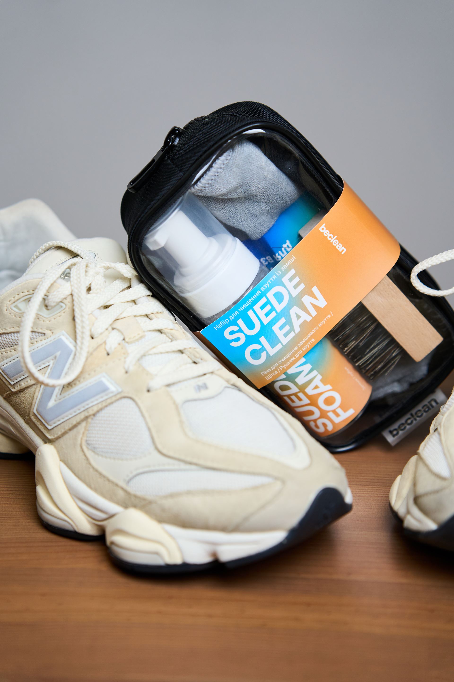 Набір для очищення замшевого взуття Suede Clean