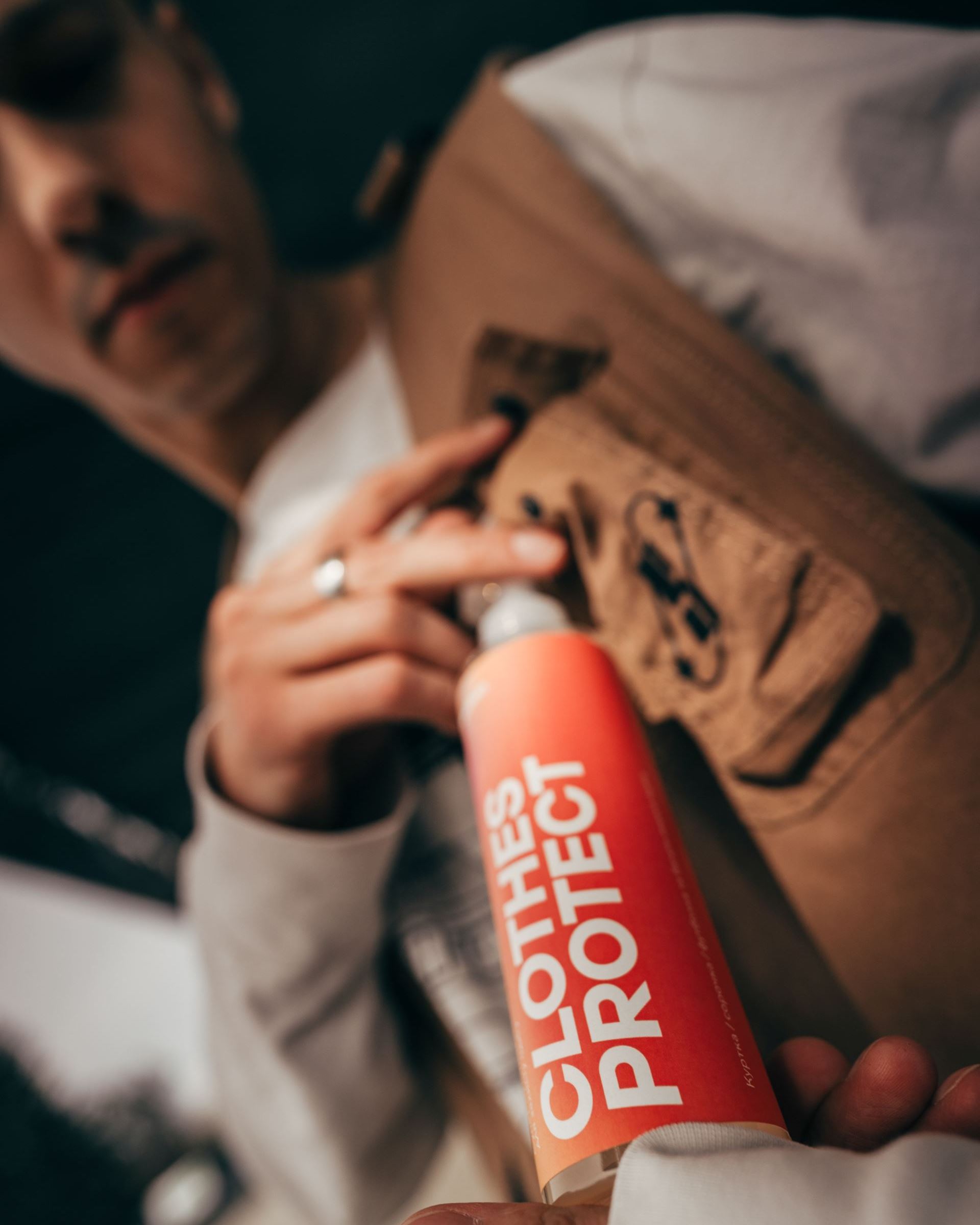 Супергідрофобний спрей для одягу CLOTHES PROTECT